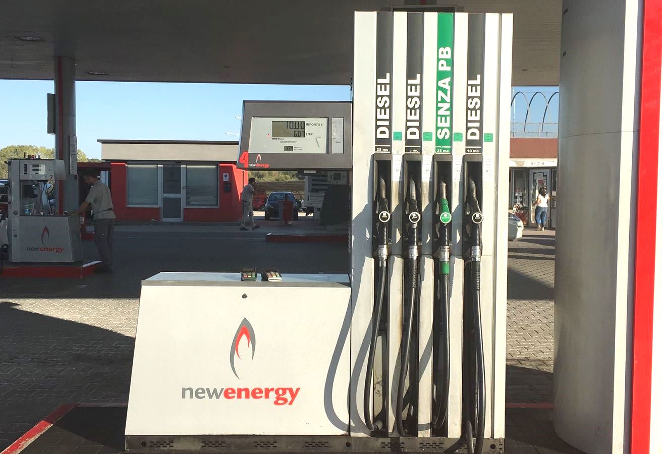 https://www.newenergycarburanti.it/wp-content/uploads/2018/10/lettere-e-numeri-1.jpeg